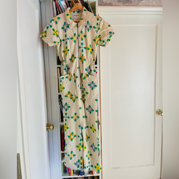 Noble Utility Suit in Prairie - Picture 5 of 5